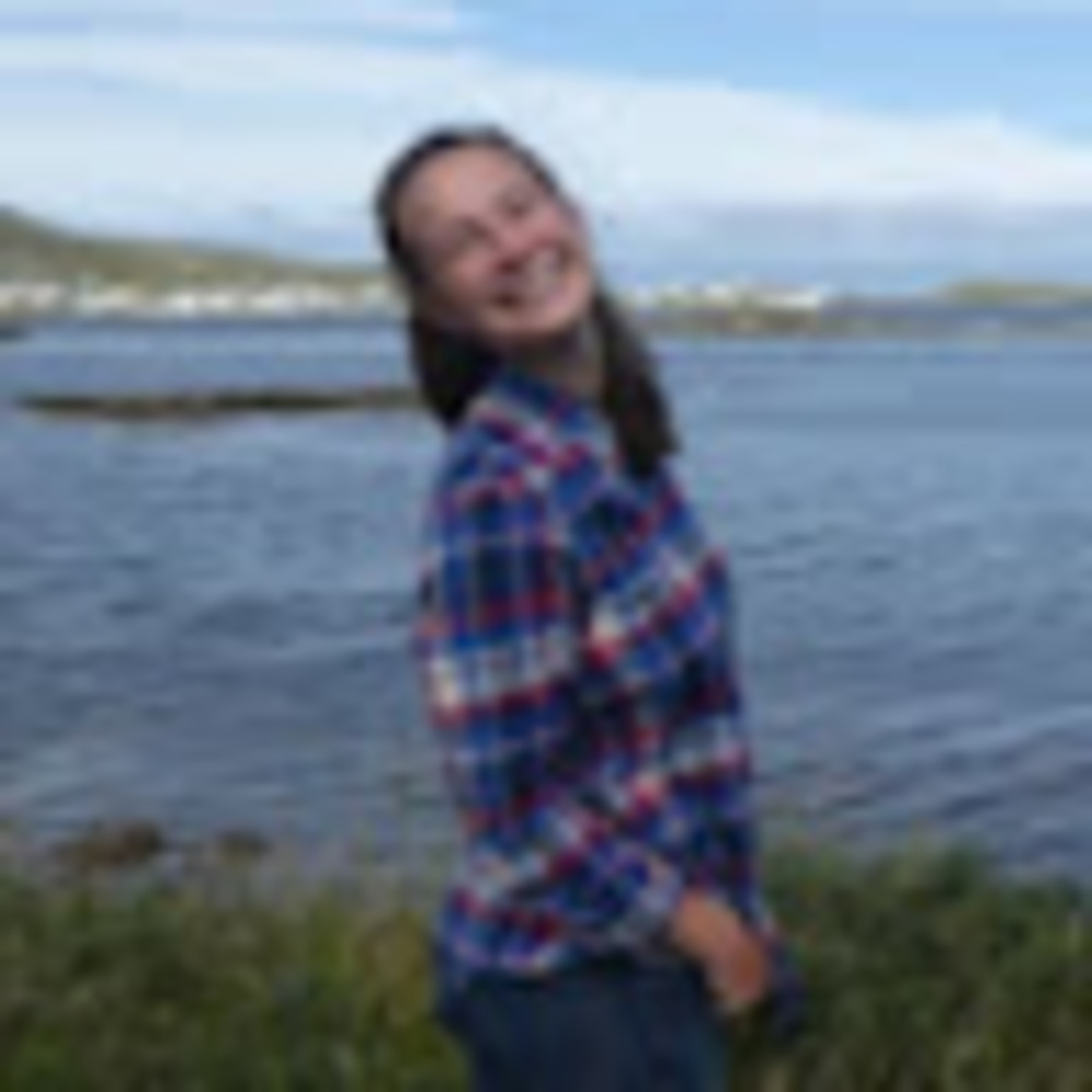 Meet your Posher, Laura